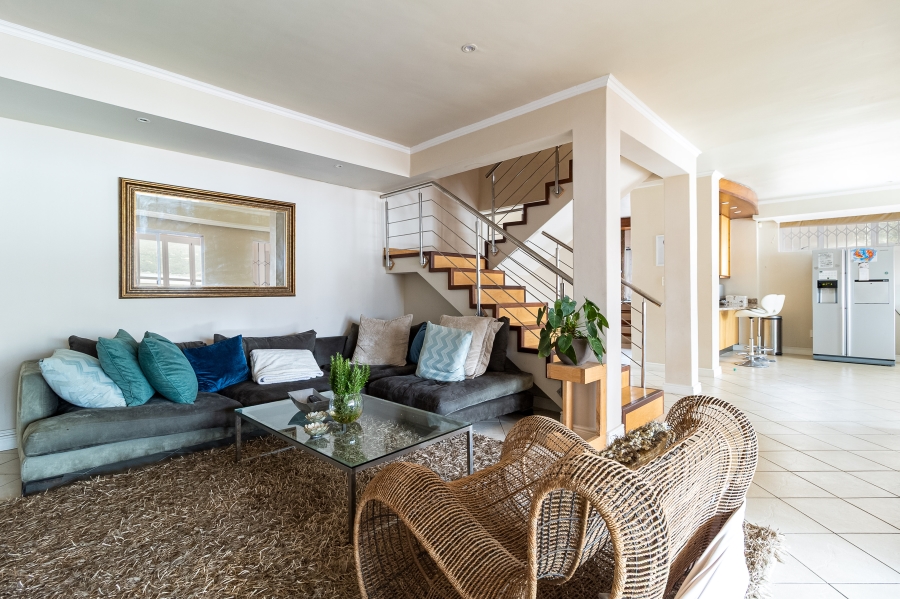 4 Bedroom Property for Sale in Northshore Western Cape